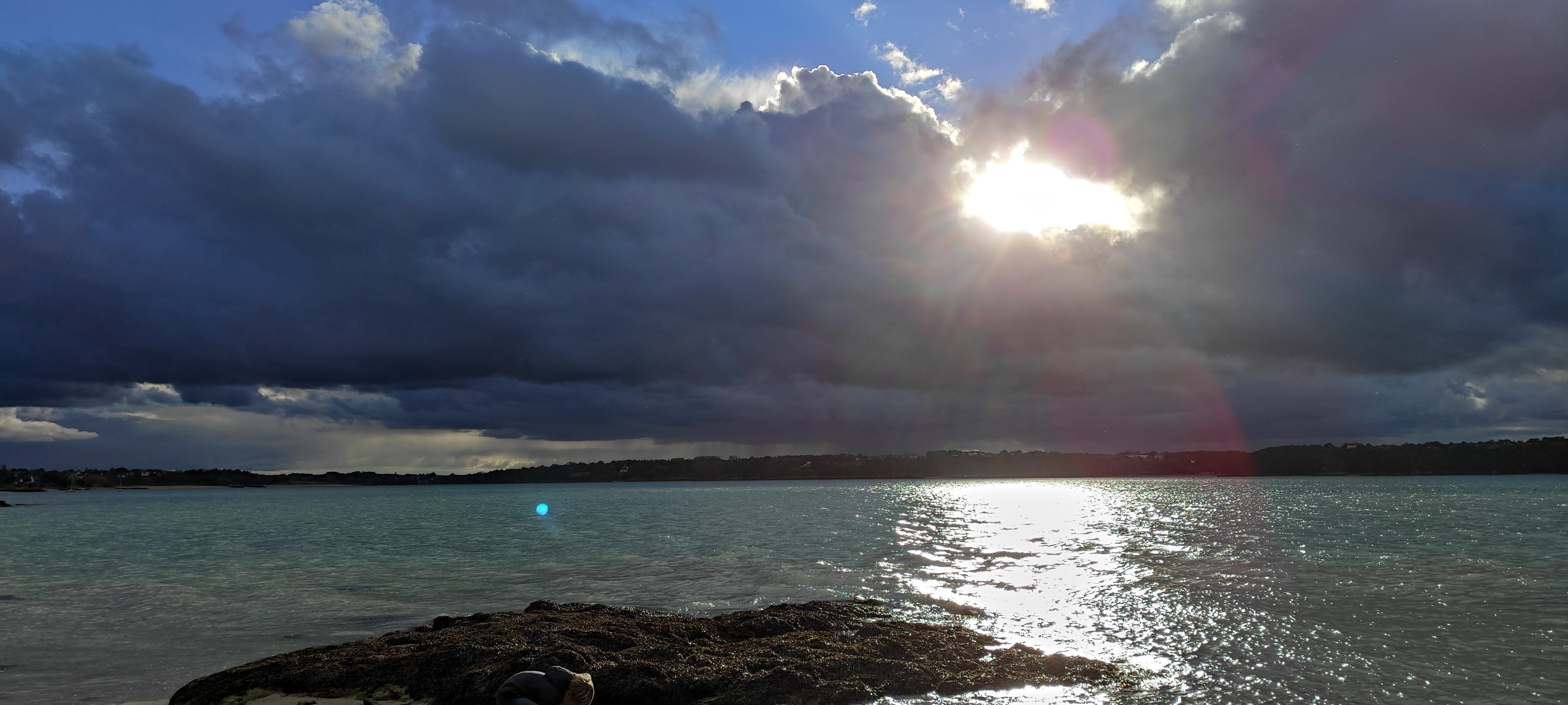 Amazing colors and light on the ocean